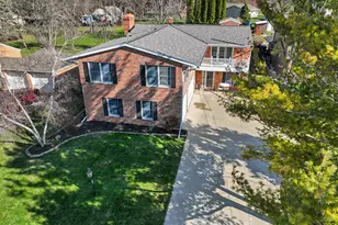 25922 W Loomis Rd, Racine, WI 53185 - Photo 2
