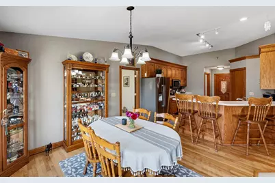489  Braatz Dr, Kewaskum, WI 53040 - Photo 8