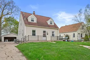 2617 S 99th St, West Allis, WI 53227 - Photo 2