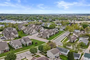 1351 Rose Ct, Waukesha, WI 53186 - Photo 40