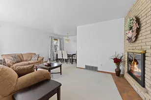 524 E Forest Hill Ave, Oak Creek, WI 53154 - Photo 4
