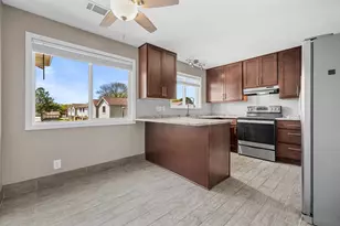 1521 Windsor Way, Racine, WI 53406 - Photo 2