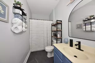 W206N16618 Blackberry Cir, Jackson, WI 53037 - Photo 16