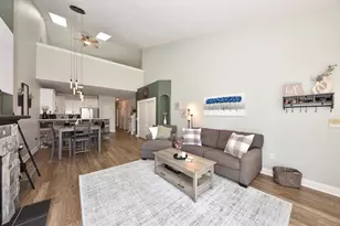 W206N16618 Blackberry Cir, Jackson, WI 53037 - Photo 6