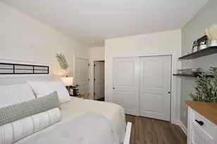 W206N16618 Blackberry Cir, Jackson, WI 53037 - Photo 12