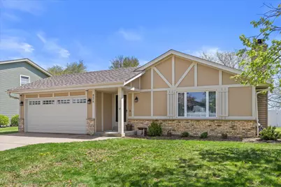 8674 S Wildwood Dr, Oak Creek, WI 53154 - Photo 1