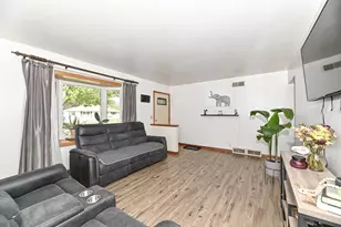 5416 S Elaine Ave, Cudahy, WI 53110 - Photo 12