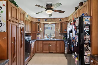 823  Tyler Rd, Howards Grove, WI 53083 - Photo 2
