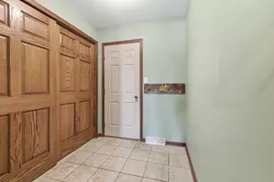 1140 Ellys Way, Slinger, WI 53086 - Photo 28