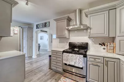 5518 S 110th St, Hales Corners, WI 53130 - Photo 24