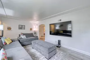 5518 S 110 St, Hales Corners, WI 53130 - Photo 12