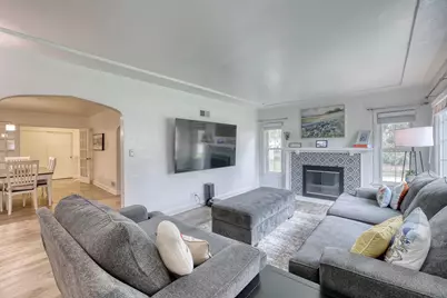 5518 S 110th St, Hales Corners, WI 53130 - Photo 10