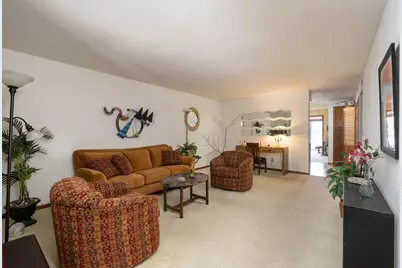 1341  Lauderdale Pl, Onalaska, WI 54650 - Photo 2