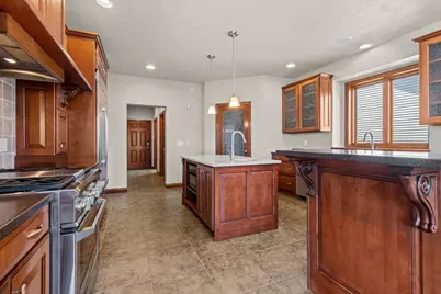 849  Whisper Falls Ln, Menasha, WI 54952 - Photo 18