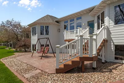 849  Whisper Falls Ln, Menasha, WI 54952 - Photo 2