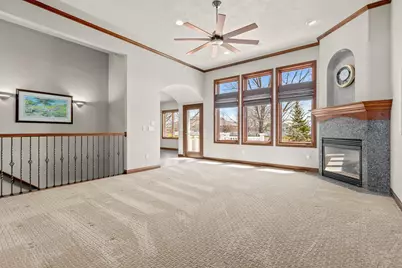 849  Whisper Falls Ln, Menasha, WI 54952 - Photo 8