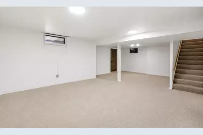8449 N Lake Dr, Bayside, WI 53217 - Photo 20