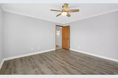 W143N9776  Ridgewood Ln, Germantown, WI 53022 - Photo 18
