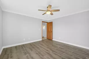 W143N9776 Ridgewood Ln, Germantown, WI 53022 - Photo 18