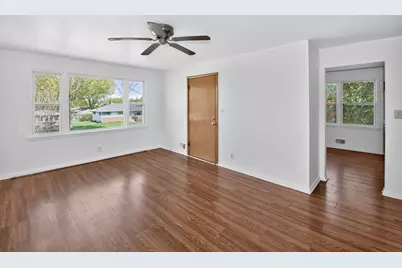 10117 W Cleveland Ave #10119, West Allis, WI 53227 - Photo 10