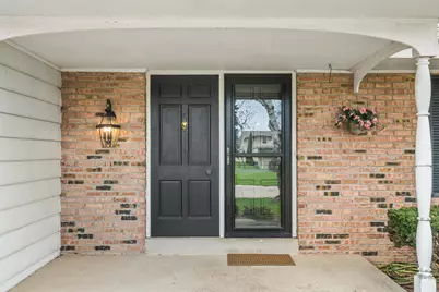 1123  Palamino Dr, Racine, WI 53402 - Photo 2