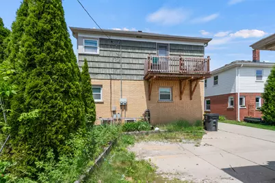 8831 W Hawthorne Ave #8833, Wauwatosa, WI 53226 - Photo 32