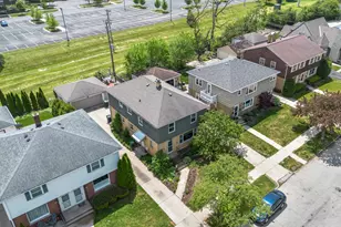 8831 W Hawthorne Ave, Wauwatosa, WI 53226 - Photo 34