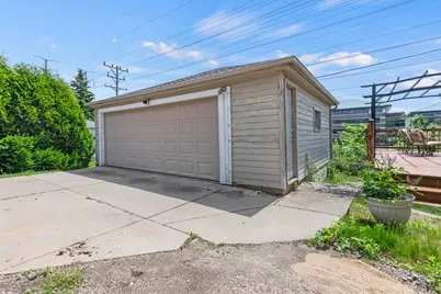 8831 W Hawthorne Ave #8833, Wauwatosa, WI 53226 - Photo 40
