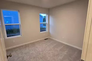 630 Harvest Ln, Hartford, WI 53027 - Photo 12