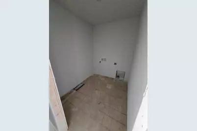 636  Harvest Ln, Hartford, WI 53027 - Photo 6