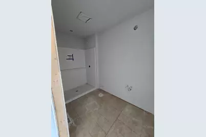 636  Harvest Ln, Hartford, WI 53027 - Photo 10