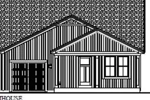 636 Harvest Ln, Hartford, WI 53027 - Photo 2