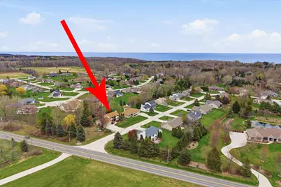 2146  Waverly Ct, Sheboygan, WI 53083 - Photo 34