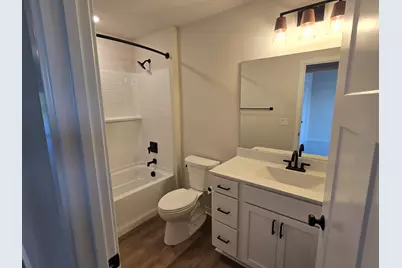 W219N16225  Primrose Ct, Jackson, WI 53037 - Photo 12