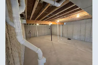 W219N16225  Primrose Ct, Jackson, WI 53037 - Photo 16