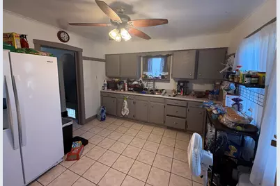 1345  Annie Ct, Sheboygan, WI 53083 - Photo 2