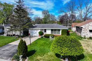 6469 N Garden Grove Ln, Glendale, WI 53209 - Photo 38