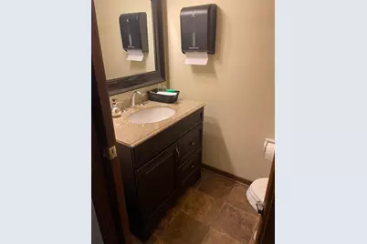 5645 N Green Bay Ave, Glendale, WI 53209 - Photo 14