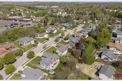 1801  Erin Ln, Waukesha, WI 53188 - Photo 48