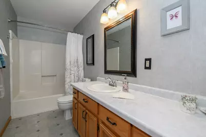 1801  Erin Ln, Waukesha, WI 53188 - Photo 26