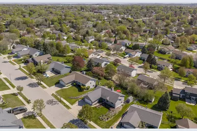 1801  Erin Ln, Waukesha, WI 53188 - Photo 42