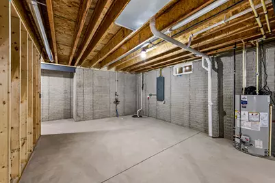 2264  Ravenswood Rd, Burlington, WI 53105 - Photo 38