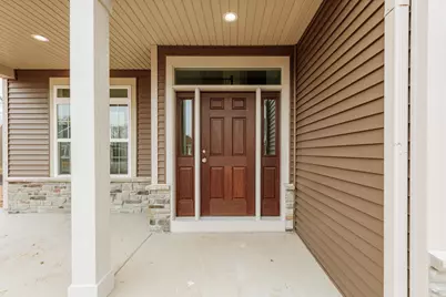 2264  Ravenswood Rd, Burlington, WI 53105 - Photo 6