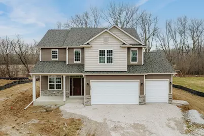 2264  Ravenswood Rd, Burlington, WI 53105 - Photo 2