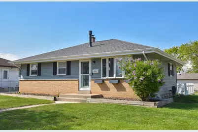 8000 W Van Beck Ave, Milwaukee, WI 53220 - Photo 2
