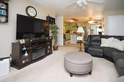403 W Washington St, Delavan, WI 53115 - Photo 24