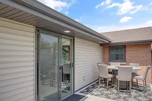 1735 S Oneida St, Green Bay, WI 54304 - Photo 42