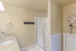 1735 S Oneida St, Green Bay, WI 54304 - Photo 30
