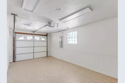 1735 S Oneida St, Green Bay, WI 54304 - Photo 34