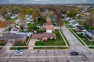 1735 S Oneida St, Green Bay, WI 54304 - Photo 46
